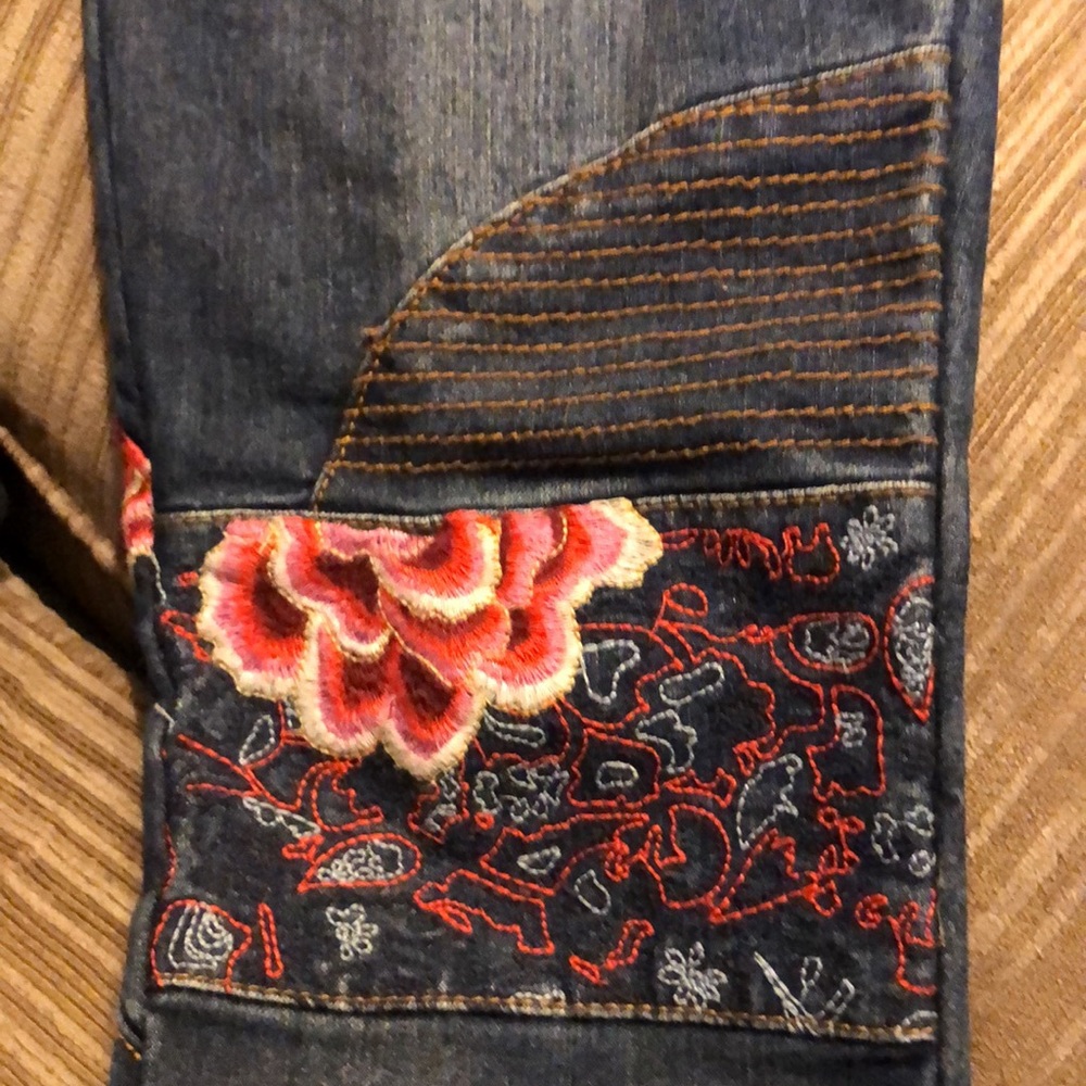 Japanese seam accent embroidered jeans - Picture 3 of 16